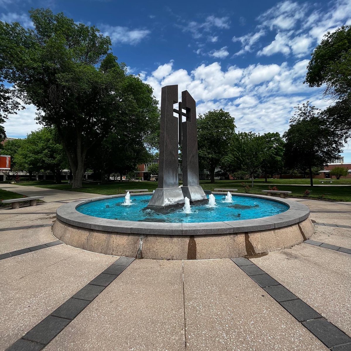 HouGirlsFlag's tweet photo. Had a great visit to @midlandu great things are happening on this campus.  

Had the opportunity to talk to Coach Jones about his @midlandu_wflag program and faculty about what makes Midland unique. it’s definitely their D.R.I.V.E program in their academics. 

#CampusTours https://t.co/Dg5vP7qWSR