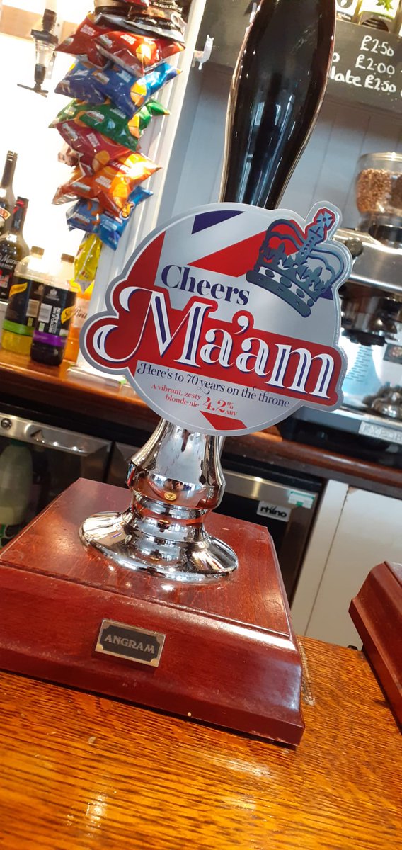 theampleforth's tweet image. Cheers Ma'am.........very apt and on our bar now 🍺