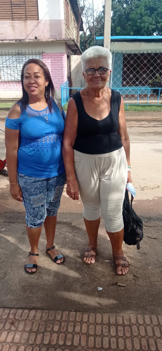En coordianción con el <a href="/InderCuba/">INDER</a> se realizan actividades de la Cátedra del Adulto Mayor del CEMA en el CP:La Playa. Tratando temas de interés ambiental y el uso del nasobuco en la 3ra edad. #UniversidadMoa #UniversidadCubana <a href="/CubaMES/">MES</a> <a href="/columbie2019/">Angel_Columbie2019</a> <a href="/yurisley_valdes/">Yurisley Valdes Mariño</a>  #5DeJunio