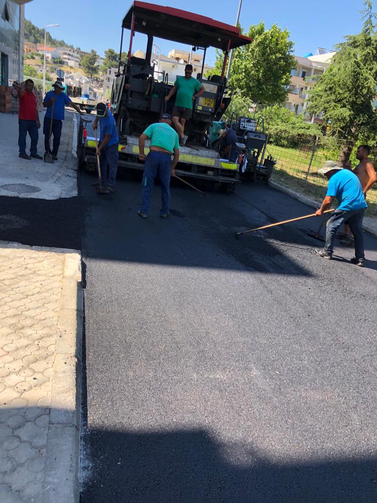 EndrinGjipali's tweet image. #asphaltpaving  

#SpigaSRL #EdicomSHPK