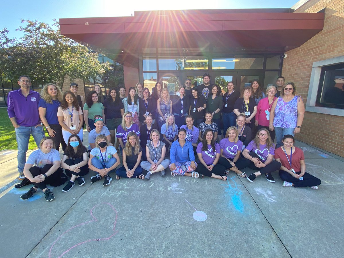 SO proud to work with this group of <a href="/MarkTwainD63/">Mark Twain School</a>  educators as, together, we tackled the many obstacles we encountered while working to keep our students safe and teaching them the importance of being KIND!! <a href="/EydisEllian/">Ellian Eydis</a> #CougarCountry #TogetherWeCan #63Success