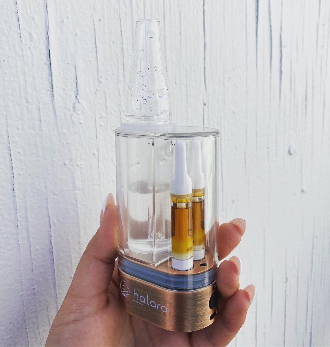 Halara came out with a battery that allows you to vape not one, but TWO vape  cartridges at one time! You can also screw in coils to dab concentrate if  you'd like