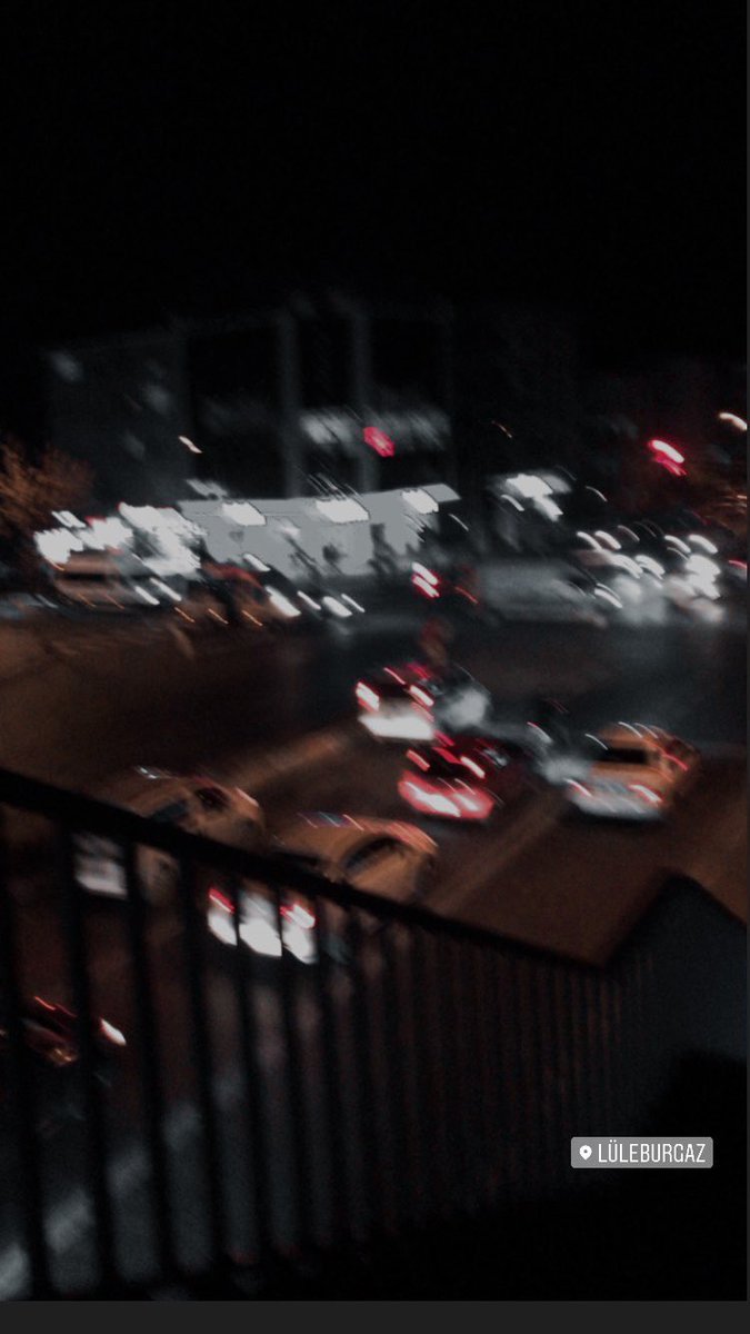 At night, the market takes on a completely different atmosphere.