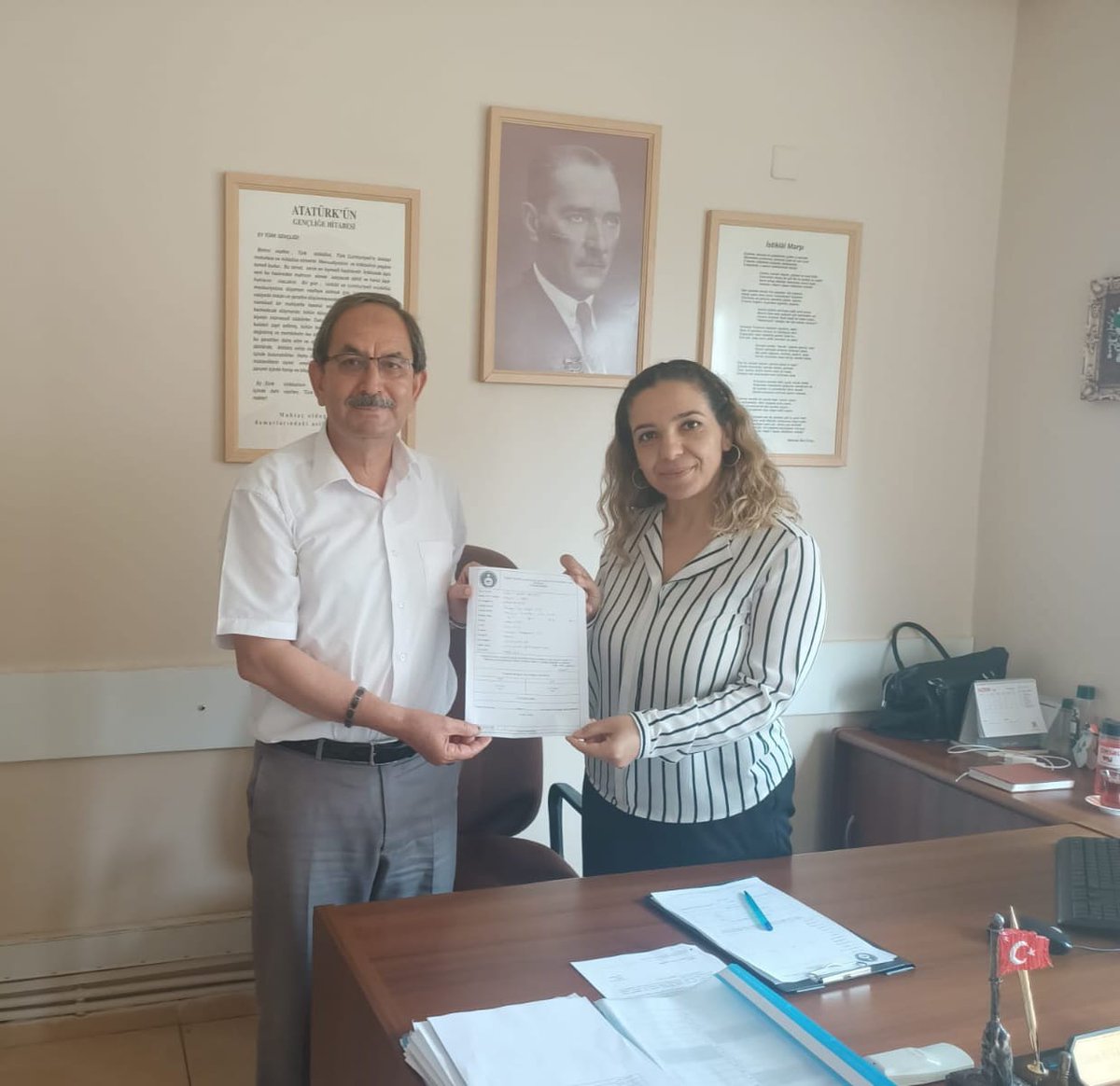mustafaylc33's tweet photo. Toroslar İlçe Sağlık Müdürlüğü Şube Müdürü 
Sn  Çilem Süvari Arslan hanımefendinin TÜRKAV Mersin Şubesine üyelik kaydını gerçekleştirdik . Çilem hanıma ve
Vakfımıza hayırlı uğurlu olsun . 
Aramıza hoşgeldiniz, teşekkür ederiz Çilem hanım.
#Var_Olsun_Devletin_Asil_Evlatları... https://t.co/wUF8maVdkl