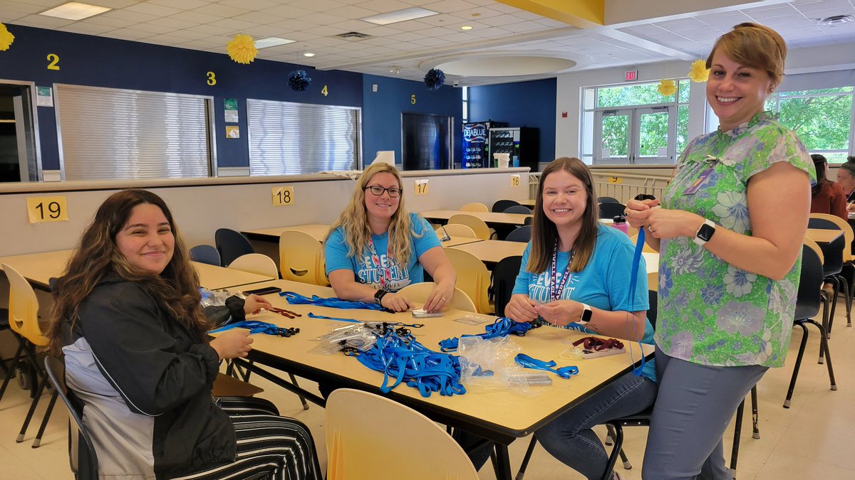 powerskillsed's tweet photo. We are getting ready to welcome students at CAMP EPIC &amp; CAMP PURSUIT! ☀️📚🔬🧪🌎 @IrvingISD #MyIrvingISD #SEL https://t.co/TzE7WwHbl3