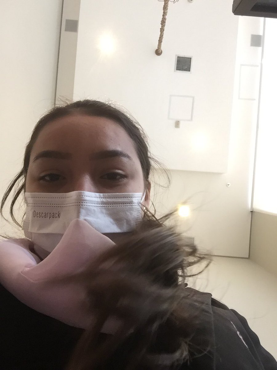 _lvsant's tweet photo. A Giovanna não tem nada na cabeça não é possível https://t.co/Wgvct0ELMi