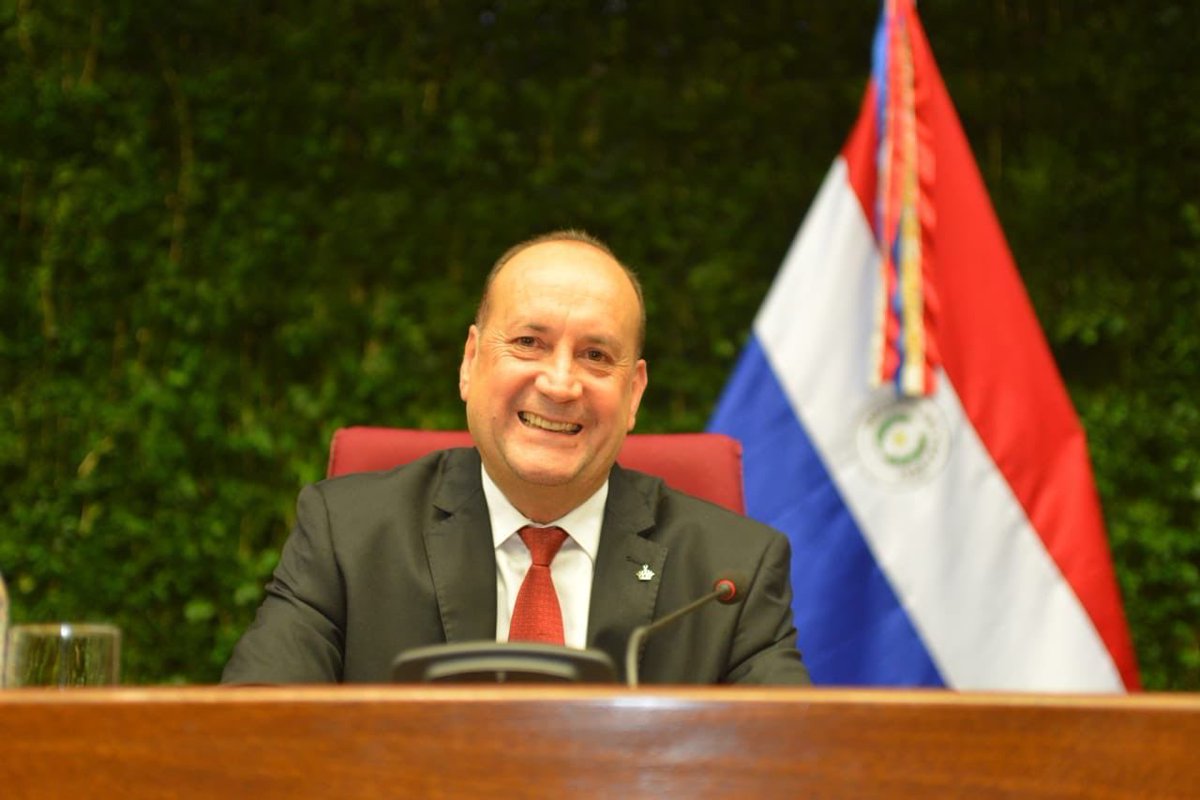 Me honra la oportunidad que me otorgan los colegas de presidir la Cámara de Senadores por tercer período consecutivo.

Agradezco la confianza y me comprometo a seguir trabajando con responsabilidad y patriotismo 🇵🇾