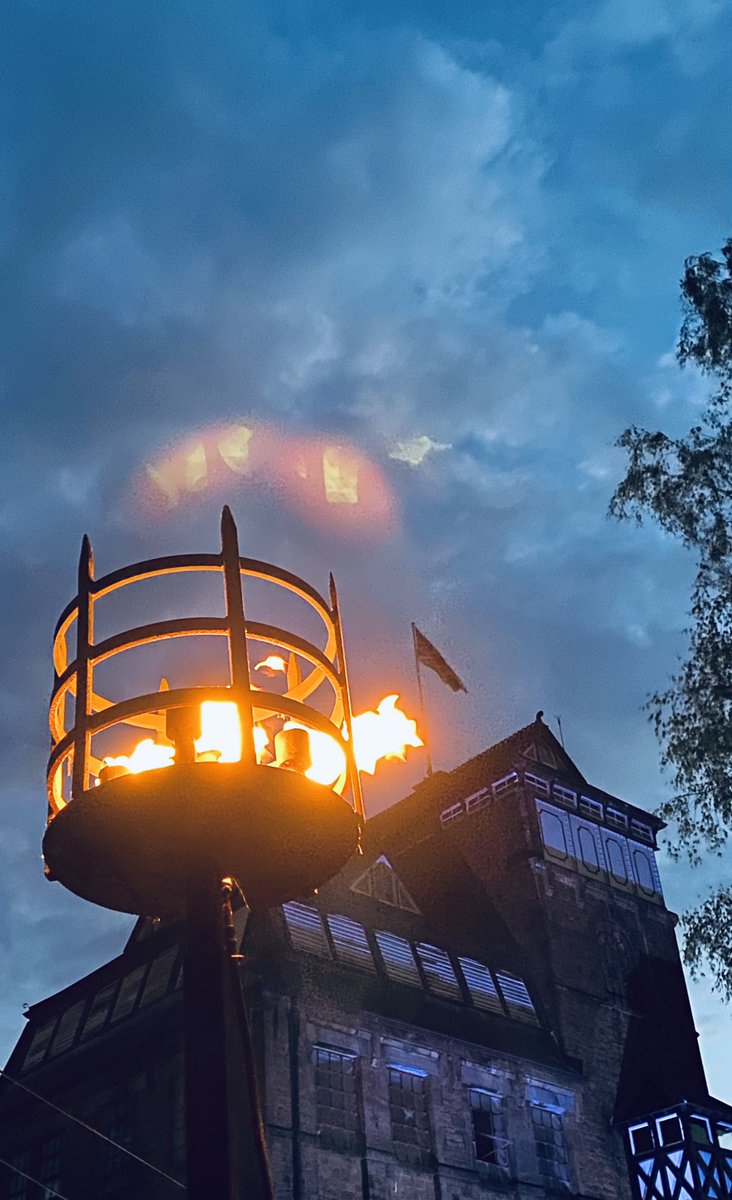 HookyBrewery's tweet image. Cheers, beers and a beacon to the Queen's Platinum Jubilee 2022