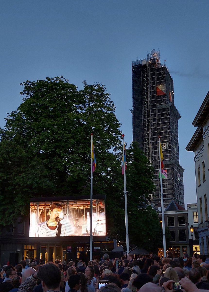 spek_r's tweet image. #kensington in Utrecht op de Domtoren