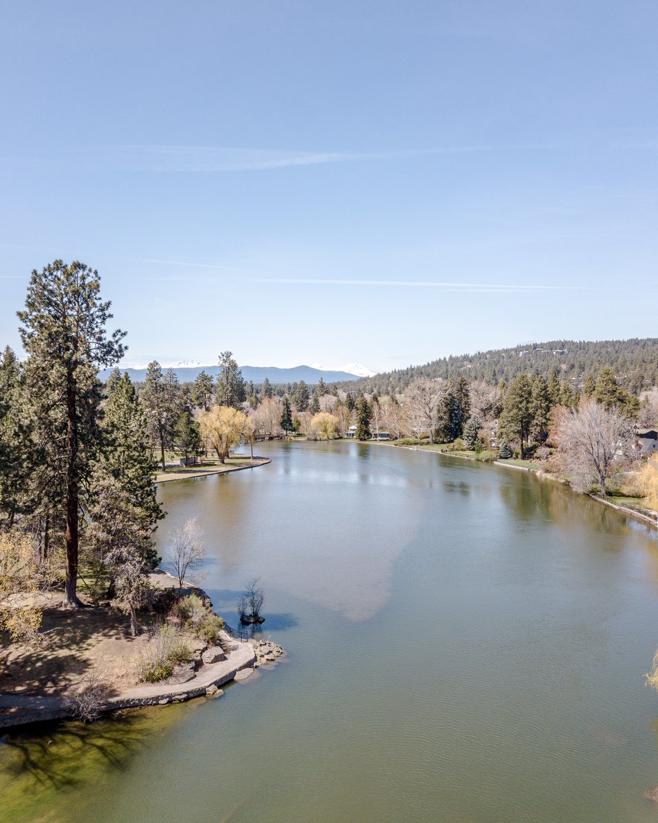 Jules and Christine (@dontforget2move) on Twitter photo New "Bend Sustainable Travel Guide" blog post just dropped! In collab with <a href="/VisitBendOR/">Visit Bend Oregon</a> ✌🏼
Check it ⚡️ dontforgettomove.com/bend-sustainab…
#VisitBend #RoamBetterBend #ambsdr #traveloregon New "Bend Sustainable Travel Guide" blog post just dropped! In collab with <a href="/VisitBendOR/">Visit Bend Oregon</a> ✌🏼
Check it ⚡️ dontforgettomove.com/bend-sustainab…
#VisitBend #RoamBetterBend #ambsdr #traveloregon