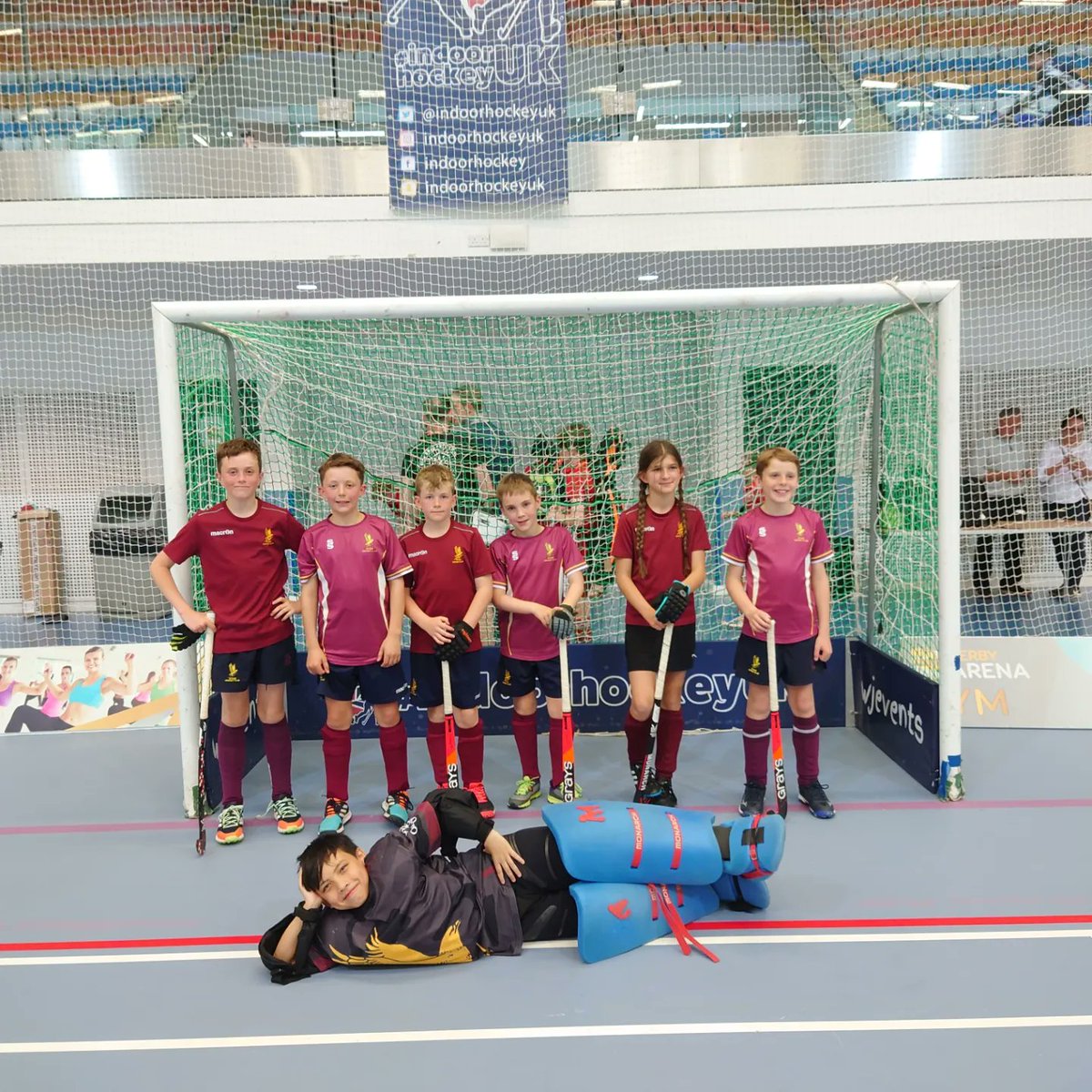 Stonehockeyclub's tweet photo. Our Under 12's had a great day out at @derby_arena with @indoorhockeyuk. Lots of fun had and lots of lessons learnt. Big shout out to our GK Andy who won Player of the Tournament. #StoneJuniors #StoneHockeyClub #MightyStone https://t.co/JSMAOpyoyd