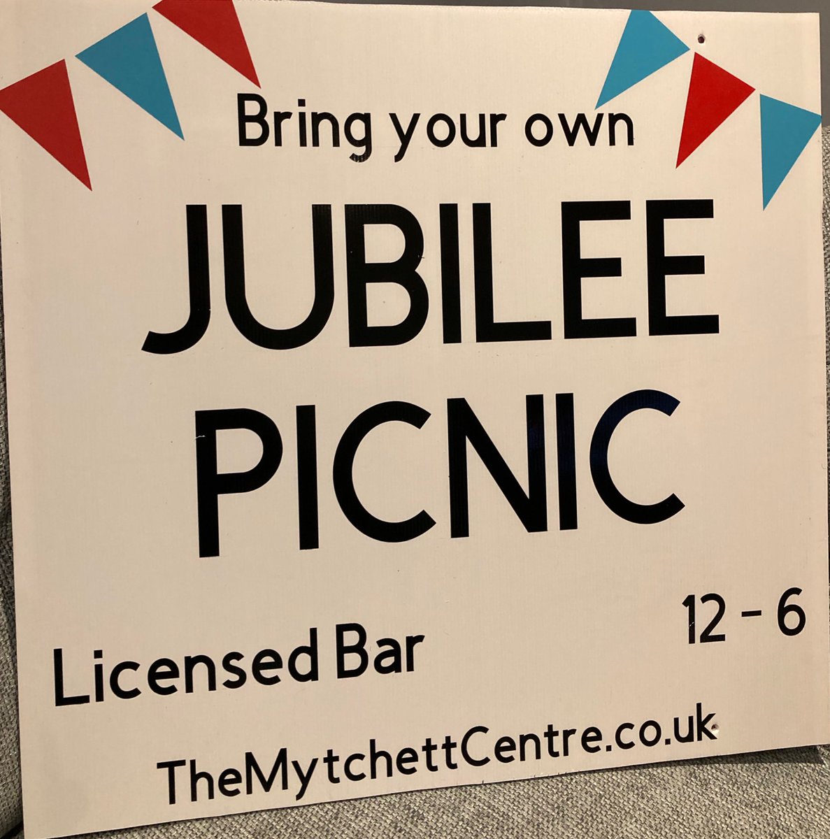 Bring your own Jubilee picnic #mytchett #PlatinumJubilee #sunday