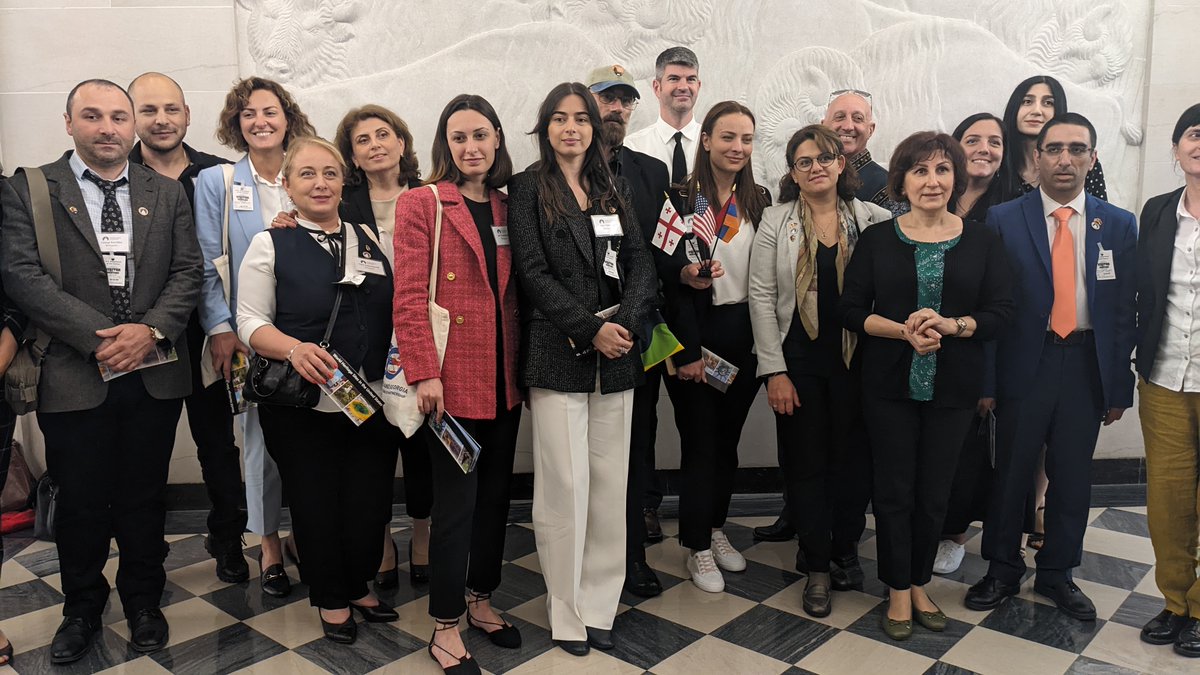 NPSInternation's tweet image. W/ #OpenWorldProgram &amp;amp; #USDepartmentoftheInterior's International Technical Assistance Program, DOI/NPS staff discussed protected area management with #armenian &amp;amp; #GeorgianSakartvelo natural &amp;amp; cultural resource colleagues.