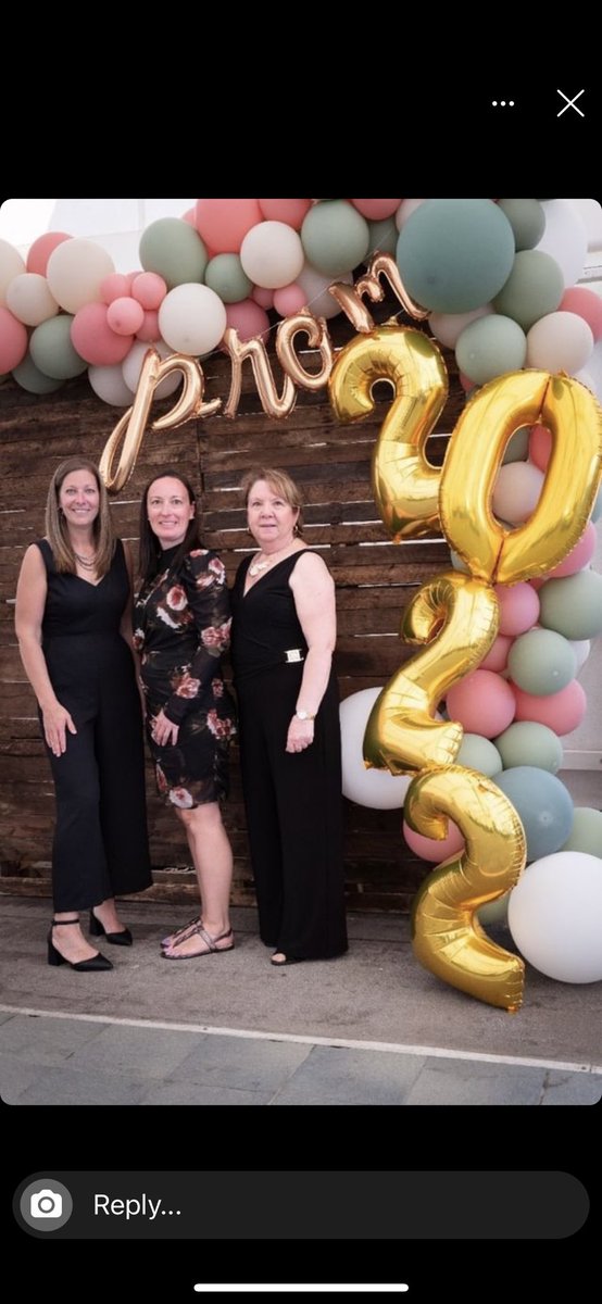 Check your school email for your prom pictures!