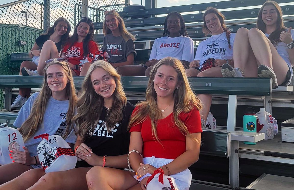 TaylorPlatt35's tweet photo. Supporting our @argyle_baseball boys tonight! ❤️🖤🤍 Oh…and they won! ⚾️ https://t.co/bYsIRXnubs