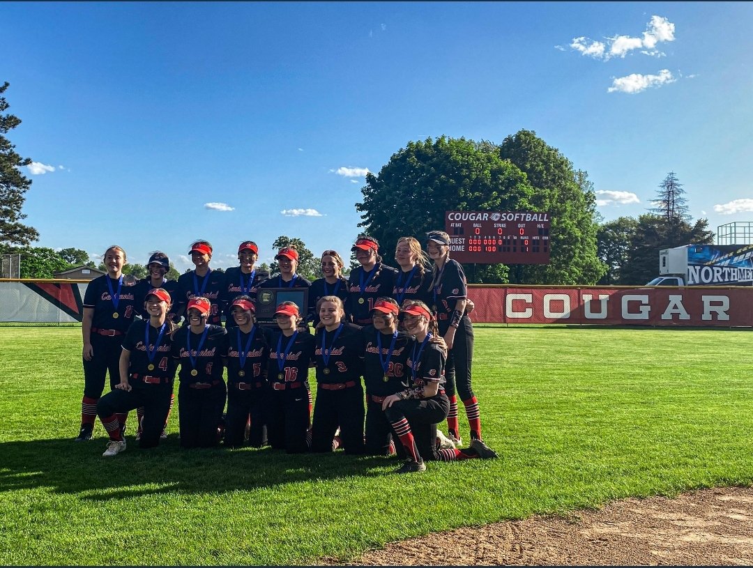 SoftballHScougs's tweet photo. This group punched their ticket to State. Back to back section champs for the 1st time in school history https://t.co/xG96kpgklq