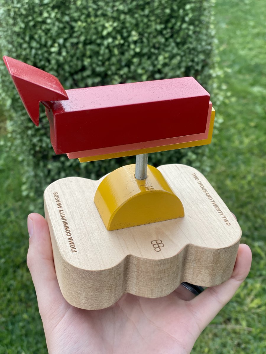 Just received my own wooden multiplayer cursor.
Thanks <a href="/figma/">Figma</a> for the Community Award 🤗

#Config2022 #FigmaCommunityAwards