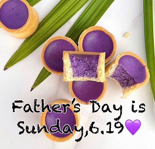 Ubae_Japan's tweet photo. パパいつもありがとう💜って、こんなポップで美味しいハワイスイーツはいかがですか？💝

【お届け6月18日(土)】

【内容】
■チーズタルト5個
■クリンクルクッキー4枚
■マカロン5個
■特別デザイン「ありがとう」カード
3,650円→3,500円 https://t.co/y5bsDPC6zE