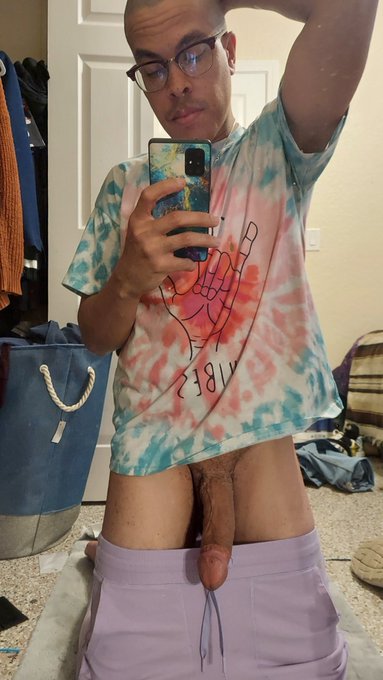 Damon Atlas’s pics and videos