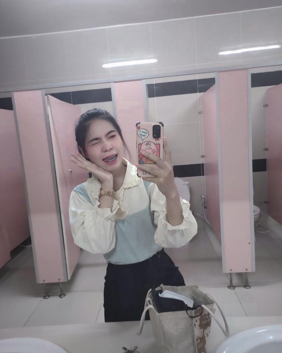 jaruwanlookjib tweet media