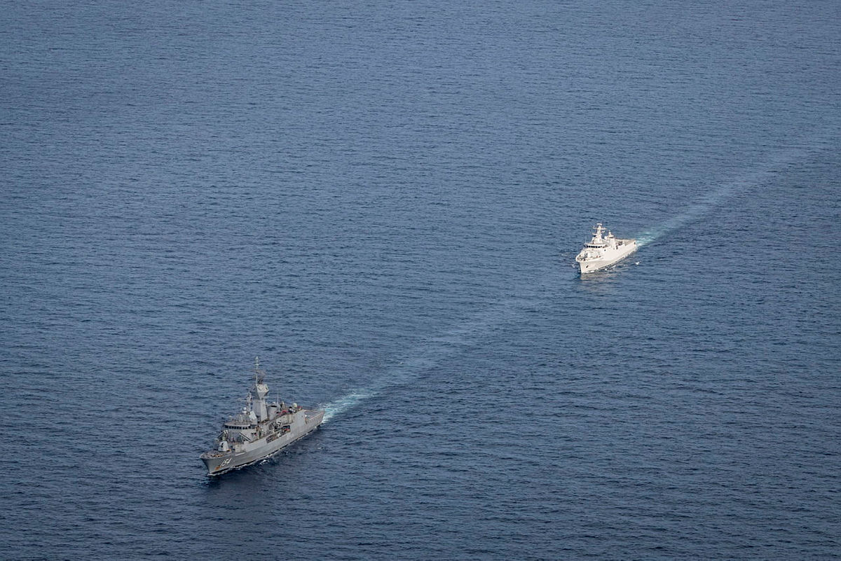 hqjoc's tweet photo. #YourADF has conducted maritime and air cooperative activities with the Indonesian Navy and Indonesian Air Force to build relationships and enhance joint capability #TNIAU #TNIAL #AusNavy #RAAF #FriendsPartners https://t.co/rnfmqOkzR3