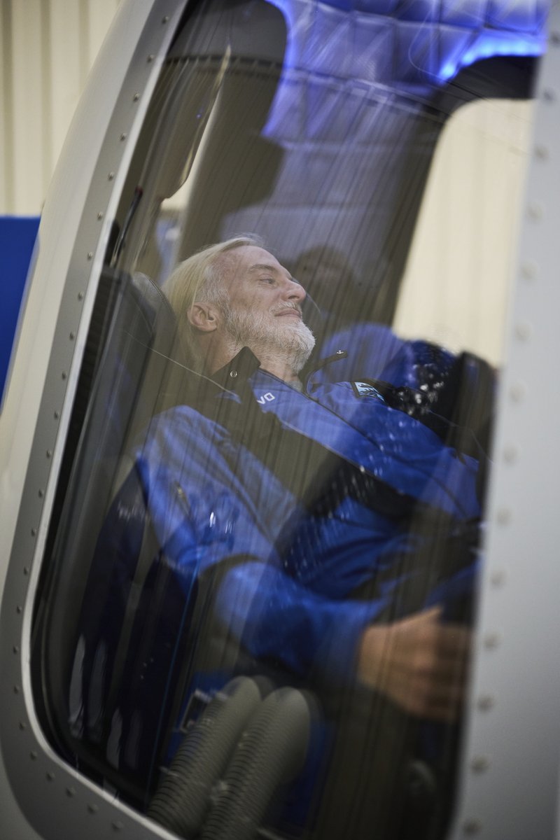 VictorVescovo's tweet photo. Day one of astronaut training, Blue Origin New Shephard training facility (Van Horn, Texas). Nice to be training here in my home state. https://t.co/gA1fFe9e5n