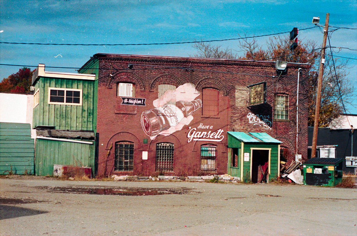 Max_K_Z's tweet photo. i forgot about some film i had in lightroom, dumping a thread of photos here since i edited them real quick!
all shot on Porta 400 film with my Kalimar k-90 1000 https://t.co/icbb1euyh6