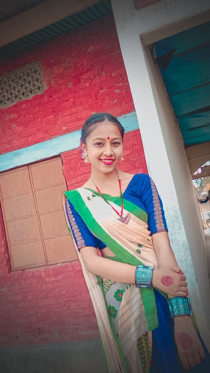 ___after__khan_'s tweet photo. জন্ম দিনৰ বহুত শুভেচ্ছা জনালোঁ আইমী❤️🌼😍 তোমাৰ জীৱনৰ প্ৰতিটো দিন হৈ পৰক সুখেৰে ভৰপূৰ, তোমাৰ চাৰিওফালে বিয়পি পৰক আনন্দৰ বন্যা। সময়ৰ সোঁতত বন্ধুত্বৰ বান্ধোন হেৰাই যাব নিদিবা। এই ৩-৪ বছৰ  অজানিতে হোৱা ভুলৰ বাবে মাৰ্জনা বিছাৰিছো। 
@aimeeborah1 
#bestfriendforever https://t.co/l3bv2Nx76c