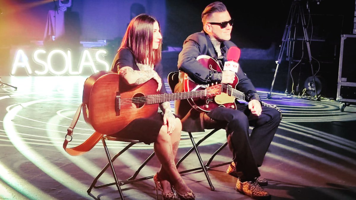 Al_Dual's tweet photo. Ayer estuvimos grabando el programa "A Solas" @SolMusica presentando las canciones de nuestro disco "Reel To Reel".

Agradecer al equipo técnico y humano por hacernos sentir como en casa!! 🖤

Próximamente estreno!!😎⚡

#AlDual #Asolas #solmusica #reeltoreel #reeltourreel #rock https://t.co/1aivjnjWgi