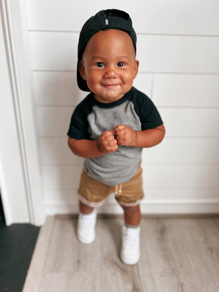 steph_smith123's tweet photo. How is my last baby already 9 months looking like a grown man 🥺🫶♥️🥹 https://t.co/WfS1wqTJw1