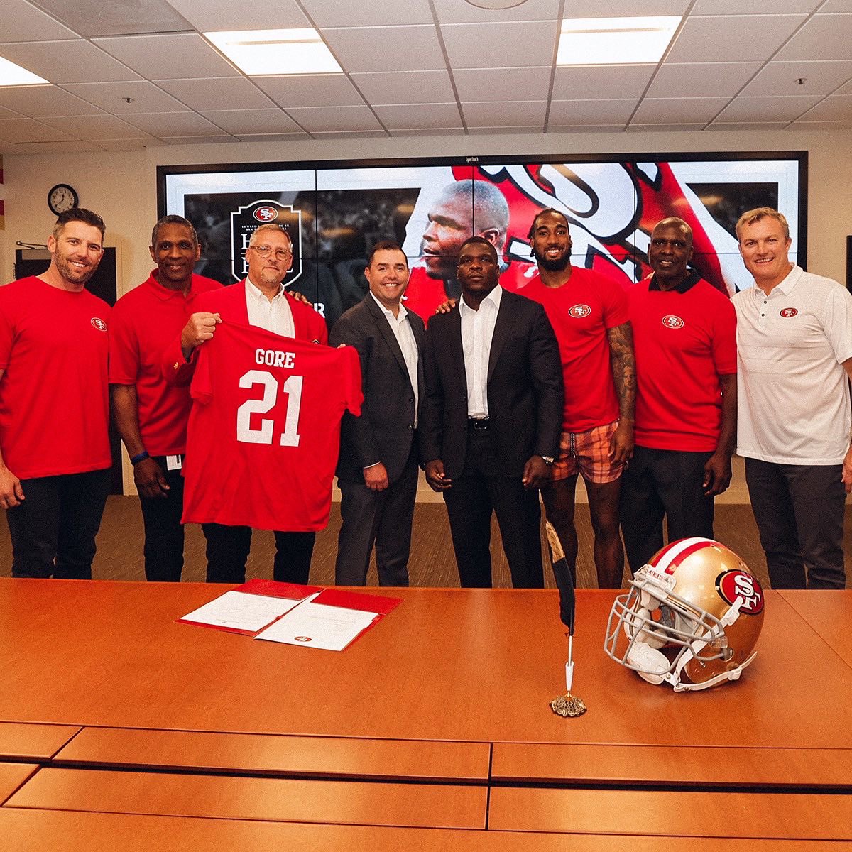 49ers's tweet photo. Back to where it all started. https://t.co/bBfOaUFkRO