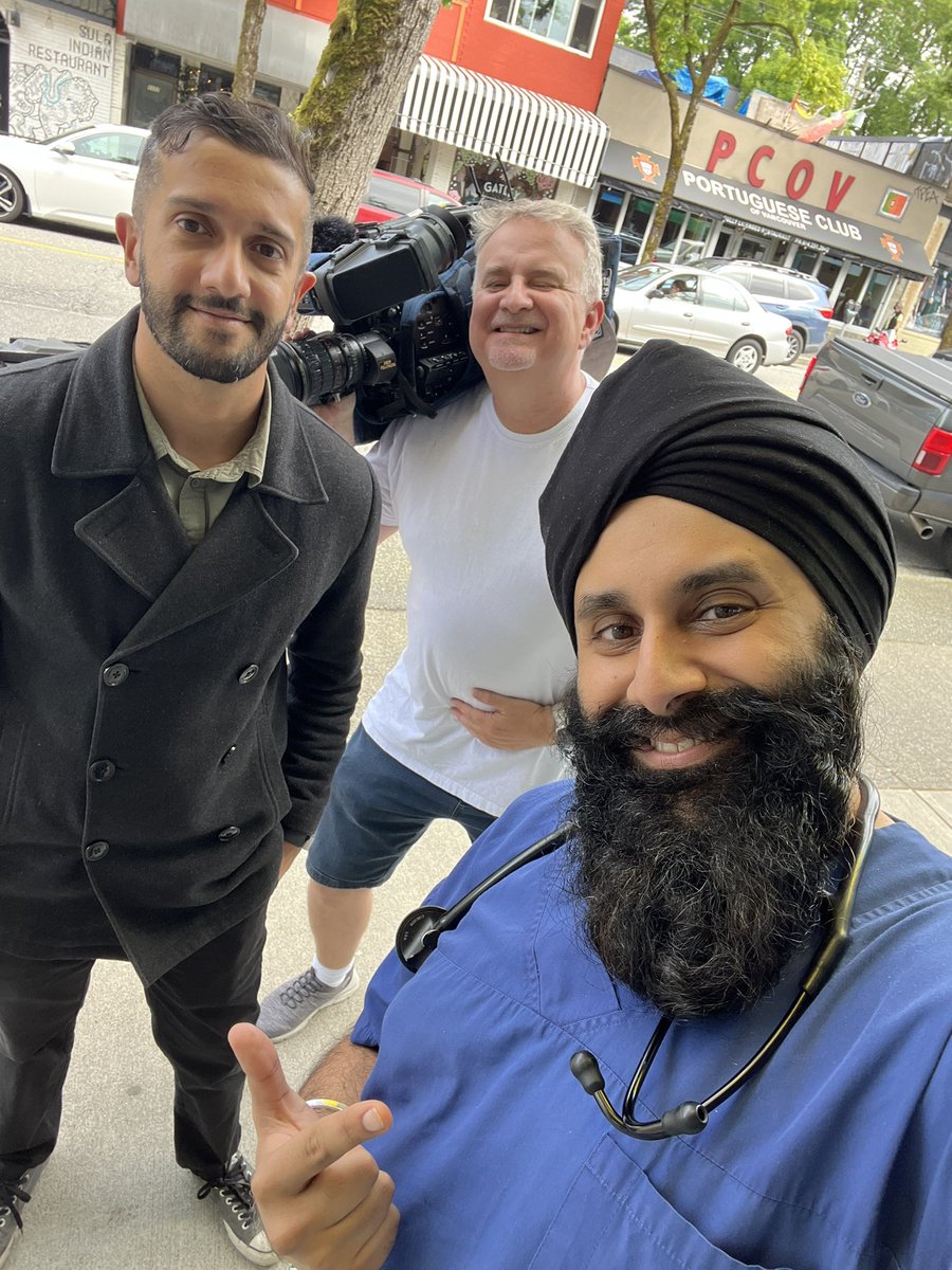 Good to connect with <a href="/GlobalBC/">Global BC</a> <a href="/KamilKaramali/">Kamil Karamali</a> &amp; Al in person this afternoon. 

Visiting us at <a href="/REACHCHC/">REACH Community Health Centre</a> to discuss corporate/political threats to @BCFamilyDoctors &amp; Longitudinal Family Medicine. 

#BCPoli