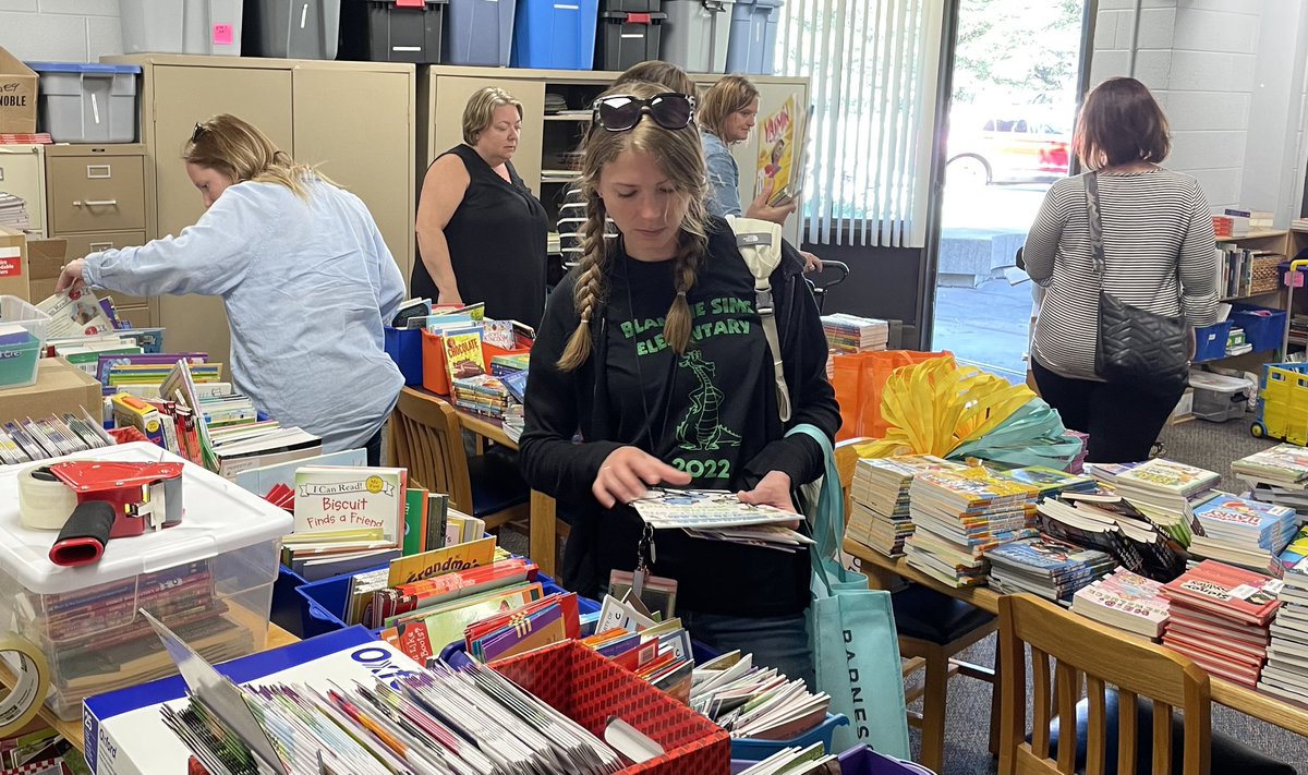 LO bookstore:) Celebrating the end of their first year in LO or preparing for a new grade level, teachers spent their evening selecting new books for next years kiddos! <a href="/LkOrionSchools/">Lake Orion Community Schools</a>