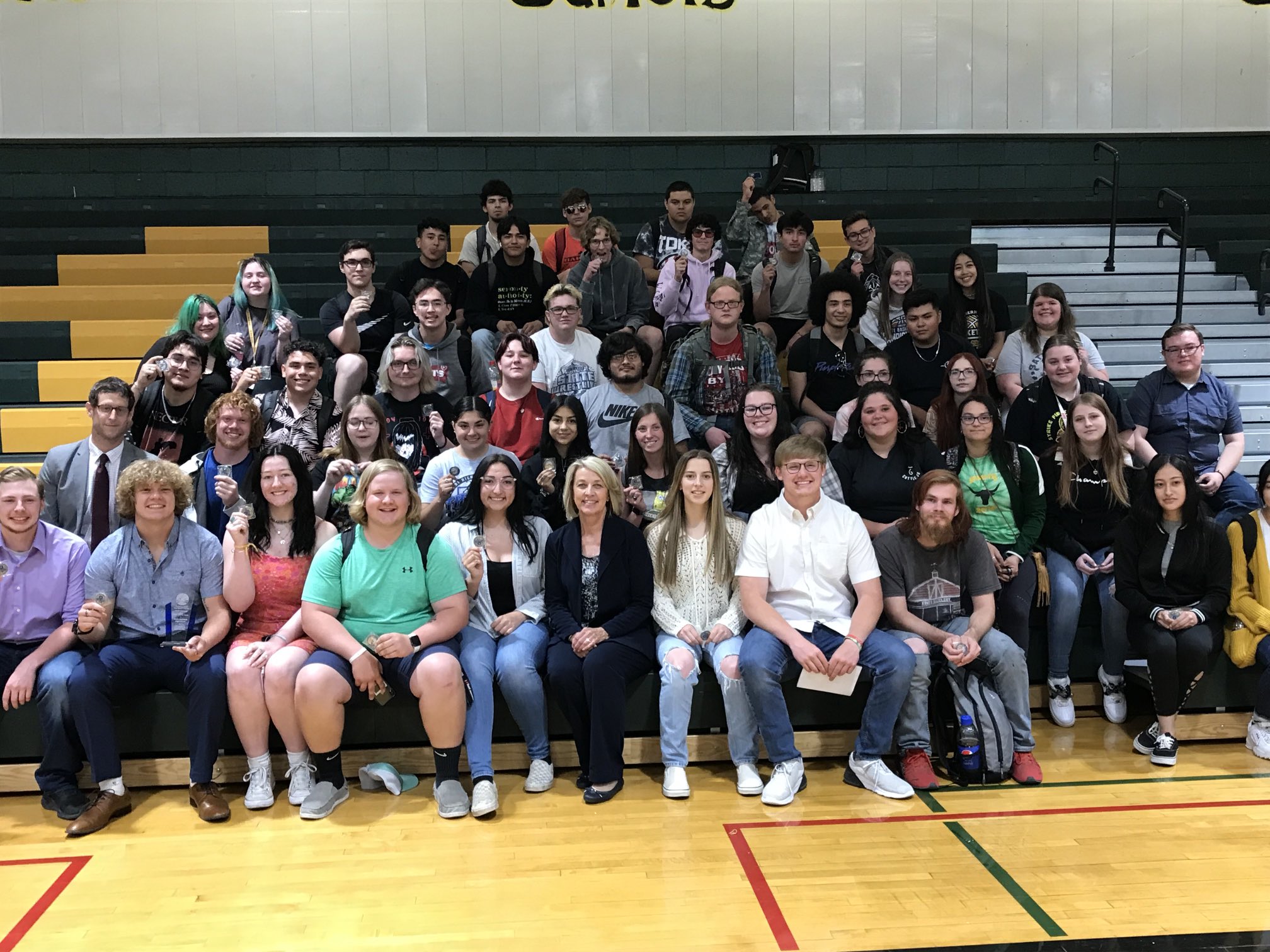 NV Sec of State on Twitter ".⁦NVSOS⁩ poses with the Senior Class at