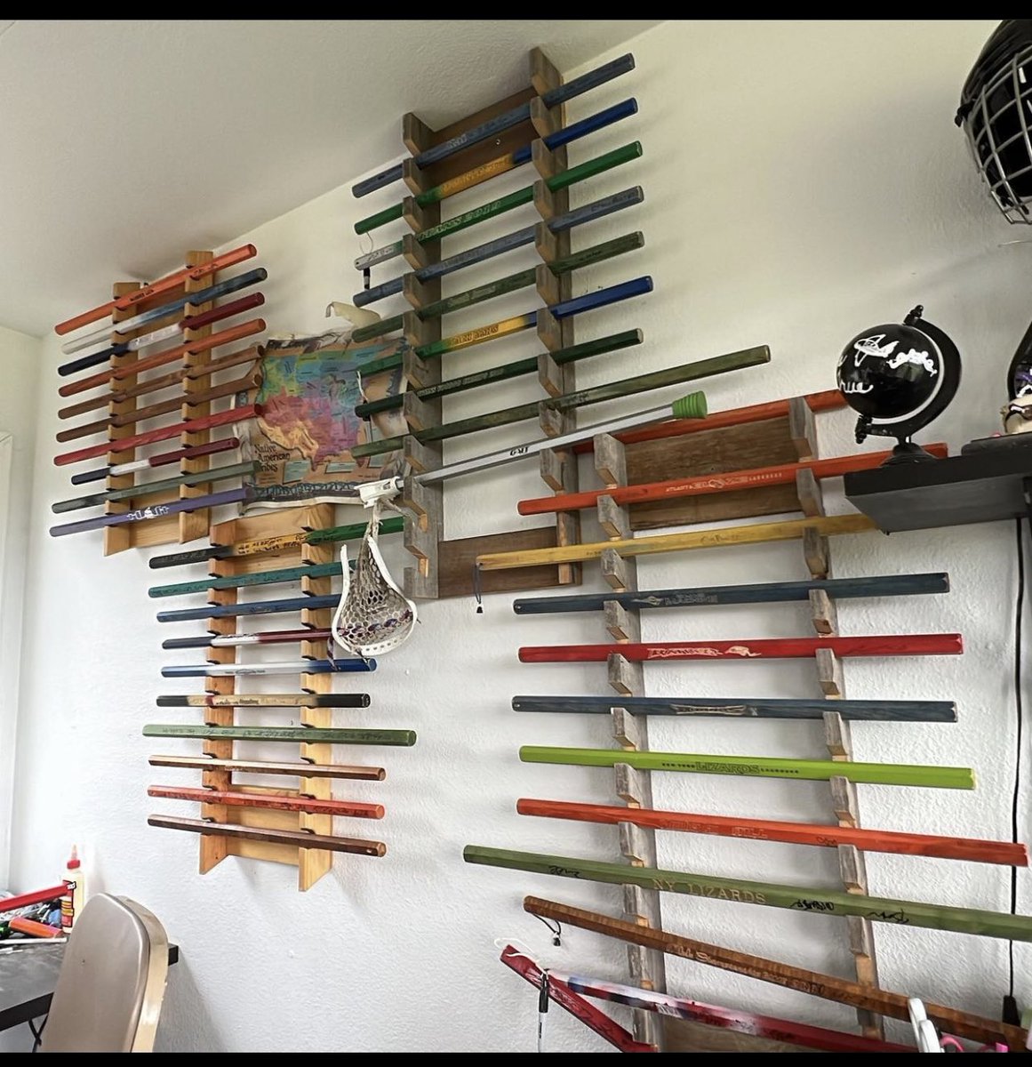 Signature sticks signed by some of the greatest players ever <a href="/kyleharrison18/">Kyle M. Harrison</a> <a href="/gregbeast32/">Greg Gurenlian</a> <a href="/brabbit_3/">Brendan Fowler</a> <a href="/pbaum15/">Peter Baum</a> <a href="/mylesjones/">Myles Jones</a> and the list goes on #grateful #equalityinlacrosse #woodisgood