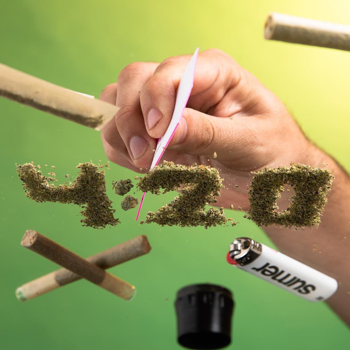 paper_bwoyK's tweet photo. @comecracker 🔘Top Shelf Gaz ⛽️⛽️⛽️
🔘Quality Carts 💦 💦 💦
🔘Best Extracts 🍯 🍯 🍯 
🔘Premium Pre Rolls 💨 💨 💨
🔘Edibles And More ❕❕❕
🔘Join Telegram👉📱  https://t.co/w38qzlWlLX https://t.co/glvAKWFl8k