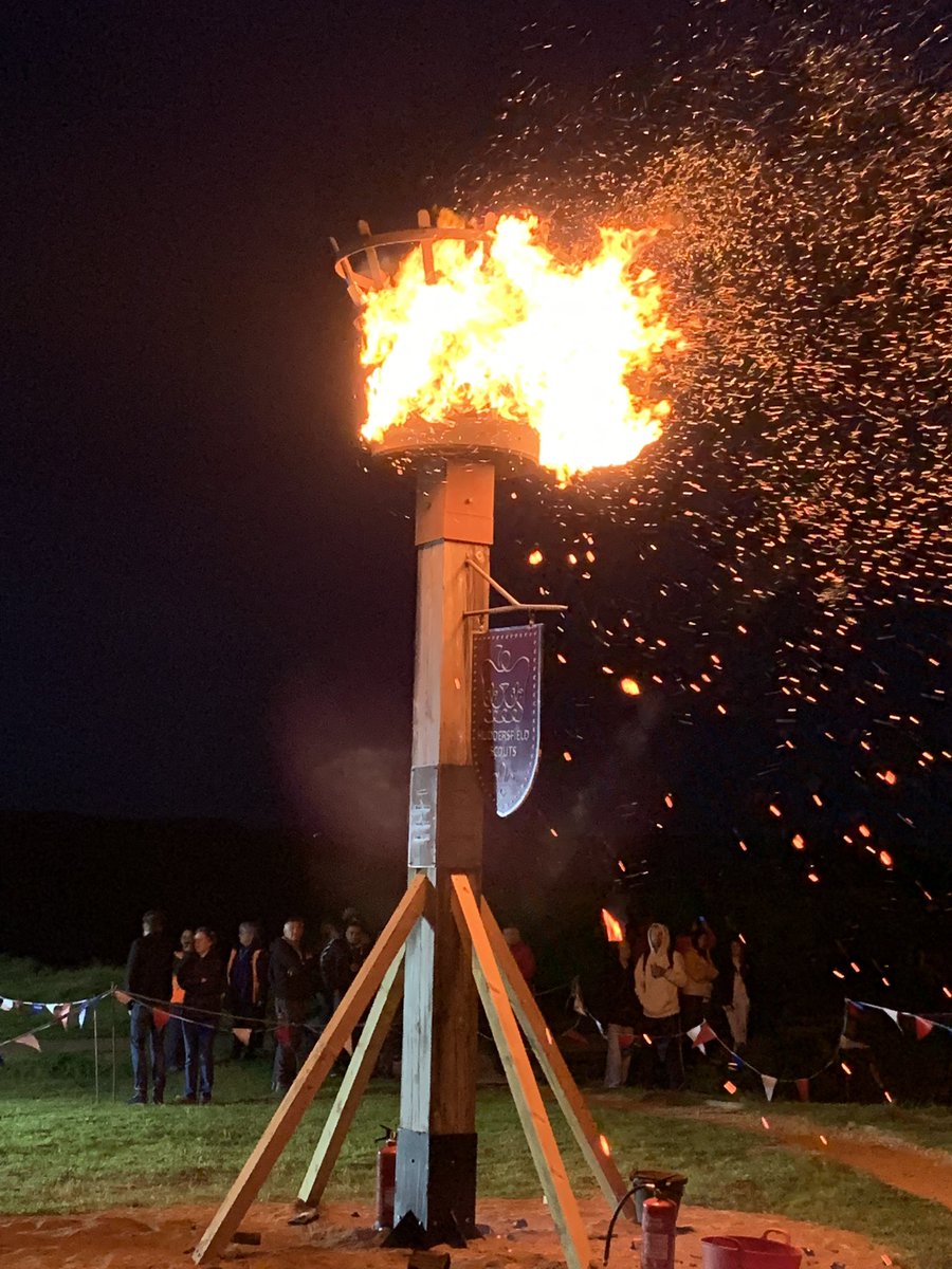 paulahuddle's tweet photo. @KirkleesCouncil After a small set back it was finally lit https://t.co/gp7P7GKxVf