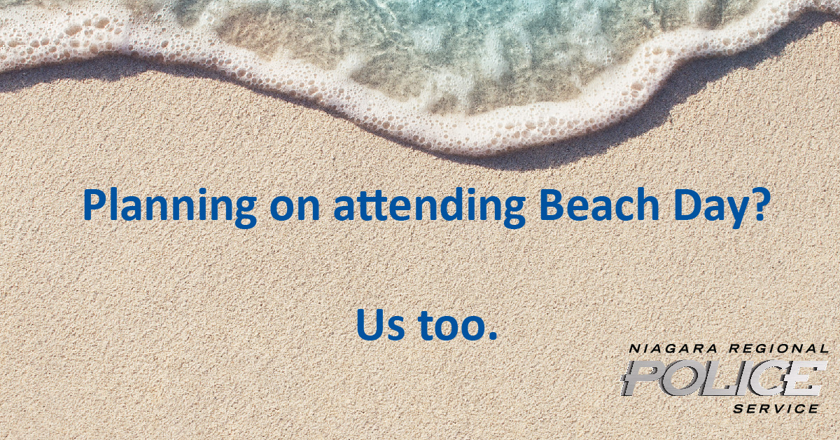 NiagRegPolice's tweet photo. Hey #Niagara,
We love a day on the beach too…but we think staying at school is a better idea.
If you decide to head to the beach, we ask that you enjoy your day responsibly.
We will be enforcing liquor laws & underage drinking will not be tolerated.
#BeachDay #ThePoPoKnow https://t.co/Y0y8ov9hg5