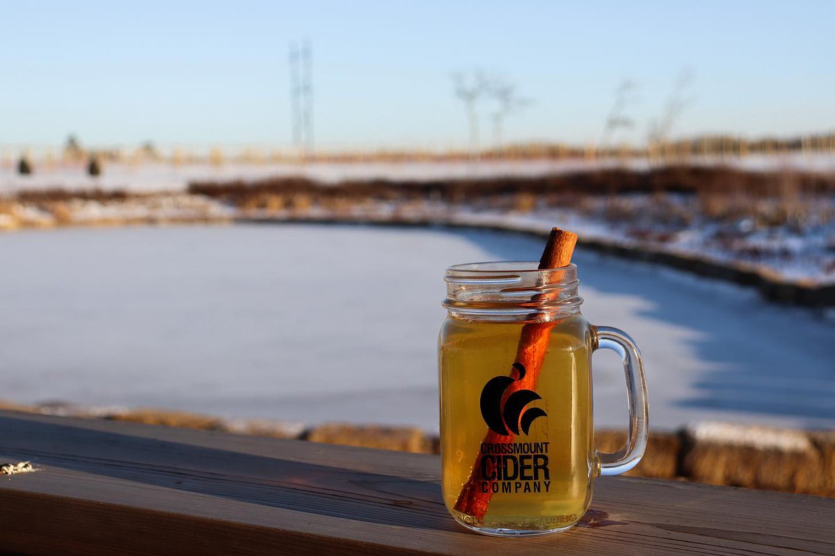 TravelReportMX's tweet photo. Si visitas Saskatoon entre mayo y septiembre, no dudes en darte una vuelta a Crossmount Cider Company, para descubrir cómo se prepara esta bebida y probar la mejor sidra de la región. @DestinationCAN @VisitSaskatoon #Saskatooning #ExploreSask #ExploreCAN https://t.co/Nnzh64AeEI