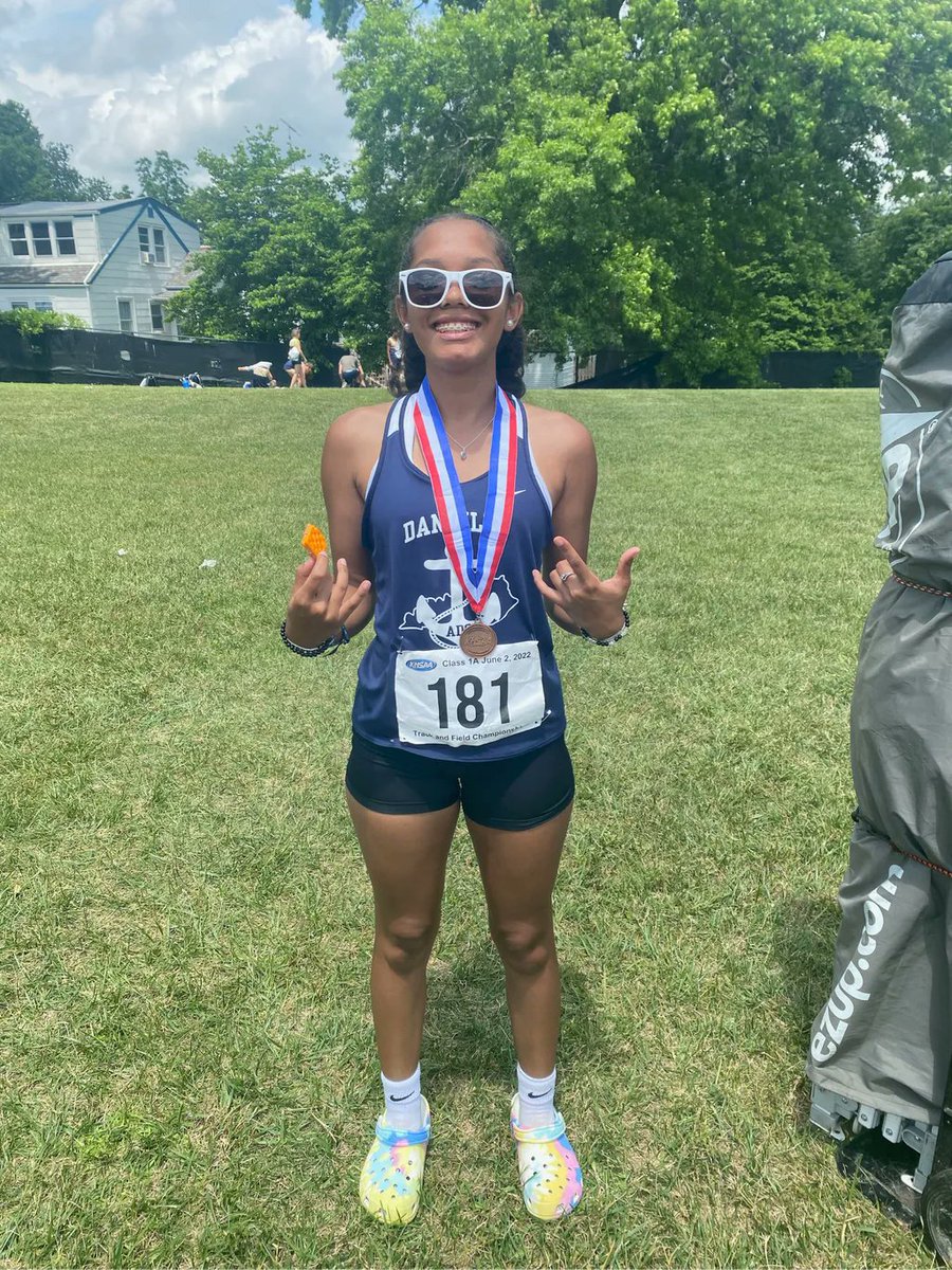 danvillehigh's tweet photo. Jazz Doneghy. 8th place in Long Jump at the state meet. https://t.co/YAvsIkwDx6