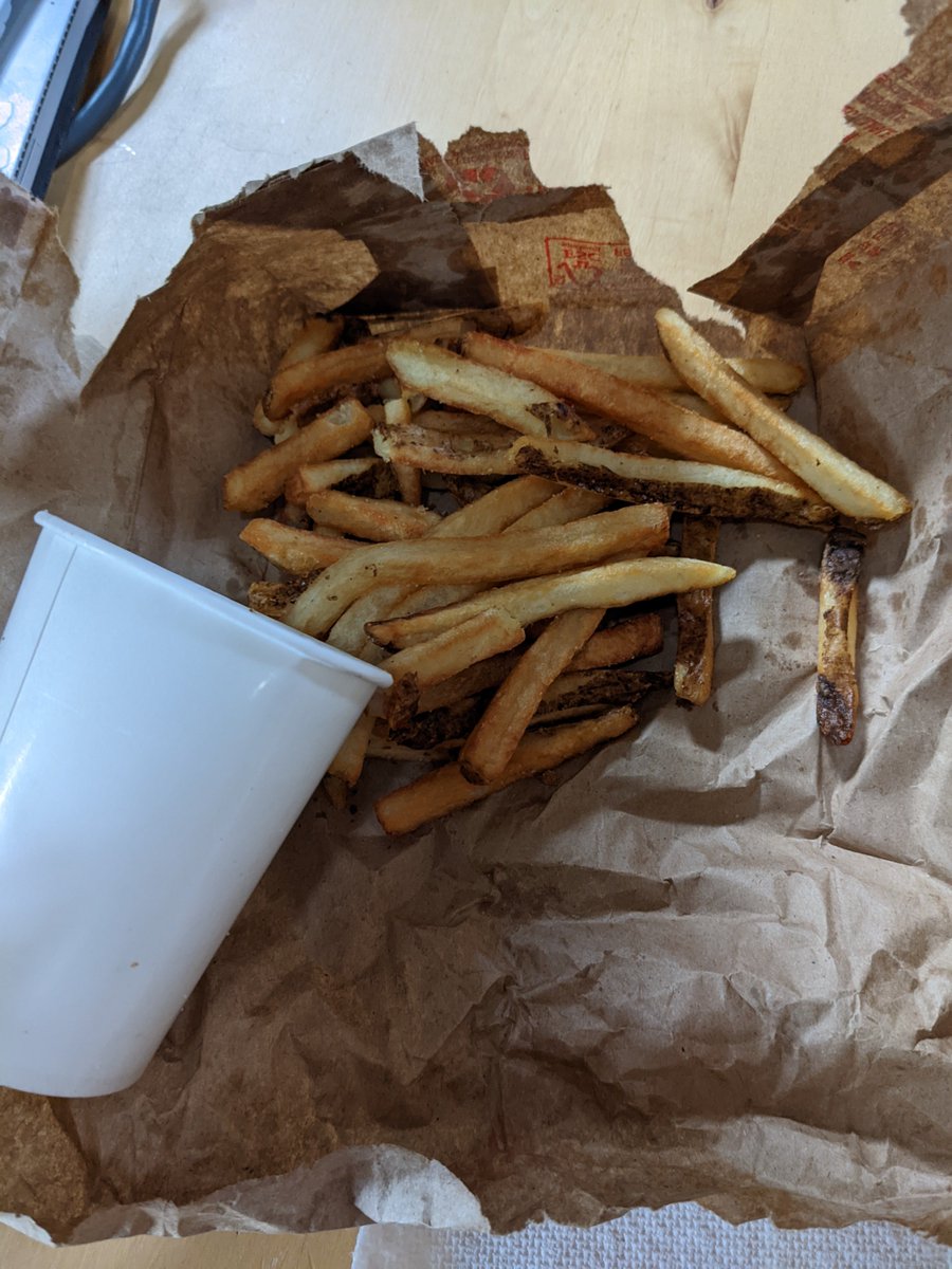 used2bgood tweet media