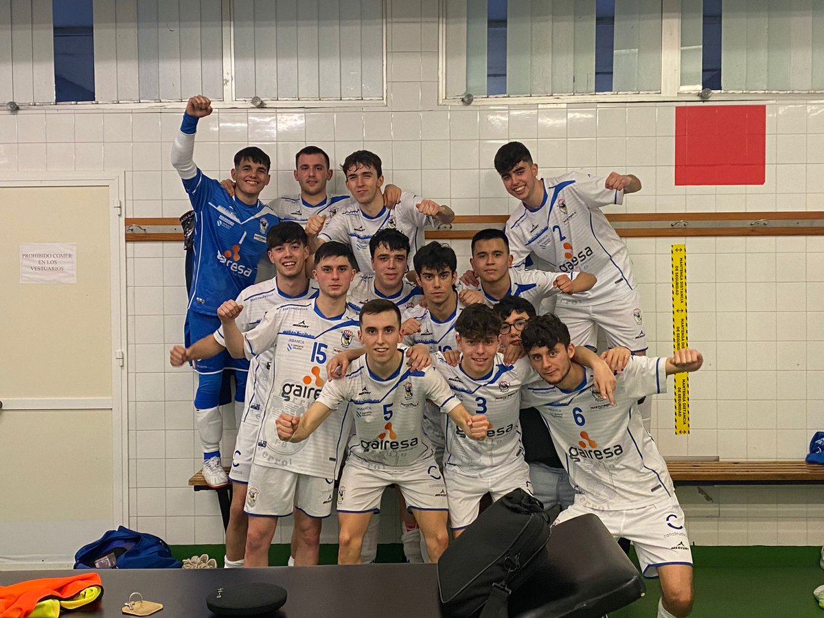 entorno5x5's tweet photo. 🏆 Copa de España Juvenil 🇪🇦
🗞️ El @oparrulofs #Juvenil 🤍💙 llega como Subcampeón 🥈 de División de Honor G1 🇪🇦. ¡Mucha suerte! 💪🏻
➡️ #Canoli, @davidvarelaa_, @yerairm, #JCastro, @mattcorti_, #Pansi, @YagoTenreiro, #Cata, #Iker, #Asier, @aaronmonteroo_, #Fer y etiquetados ↙️ https://t.co/PraZIX22qD