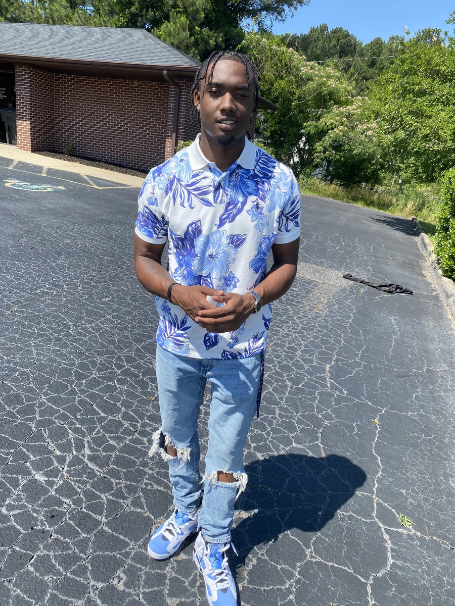 Jr_Smith18's tweet photo. If I like you, you Lucky! Ima change yo whole life like it’s nothing😉 #LLRome #LLC🖤 https://t.co/n49iPuy2LI