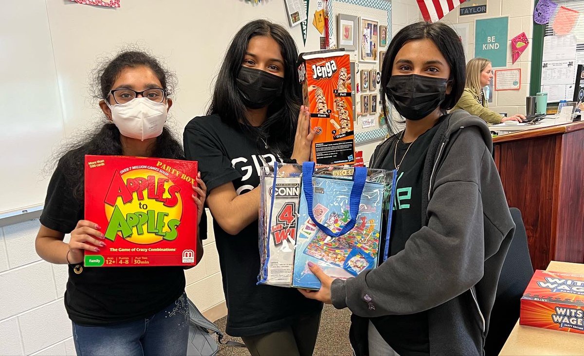 Girls Who Code NHS tweet media