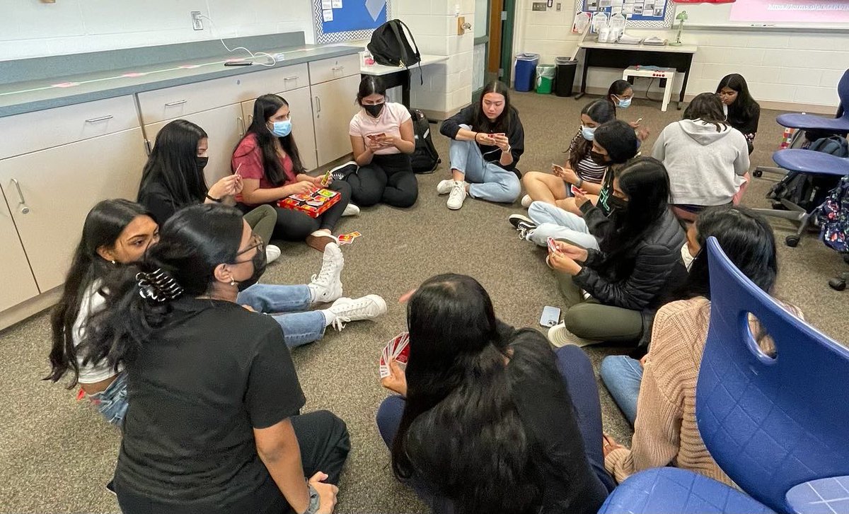 Girls Who Code NHS tweet media