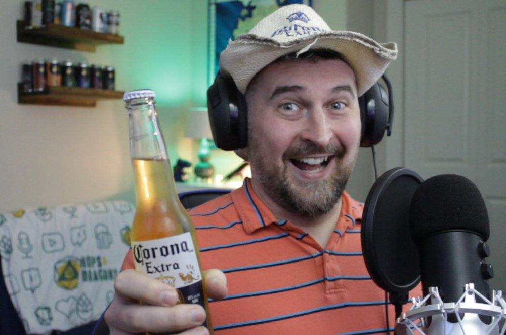 HopsAndDragons's tweet photo. Paul is live for a short stream to say goodbye. Come join him and have a beer before he leaves! 🍻

📺 https://t.co/0uCUrO23ou

#DnD #TTRPG #CubaBound #Vacation #Twitch #TwitchStreamer https://t.co/edd6Lwt2h9