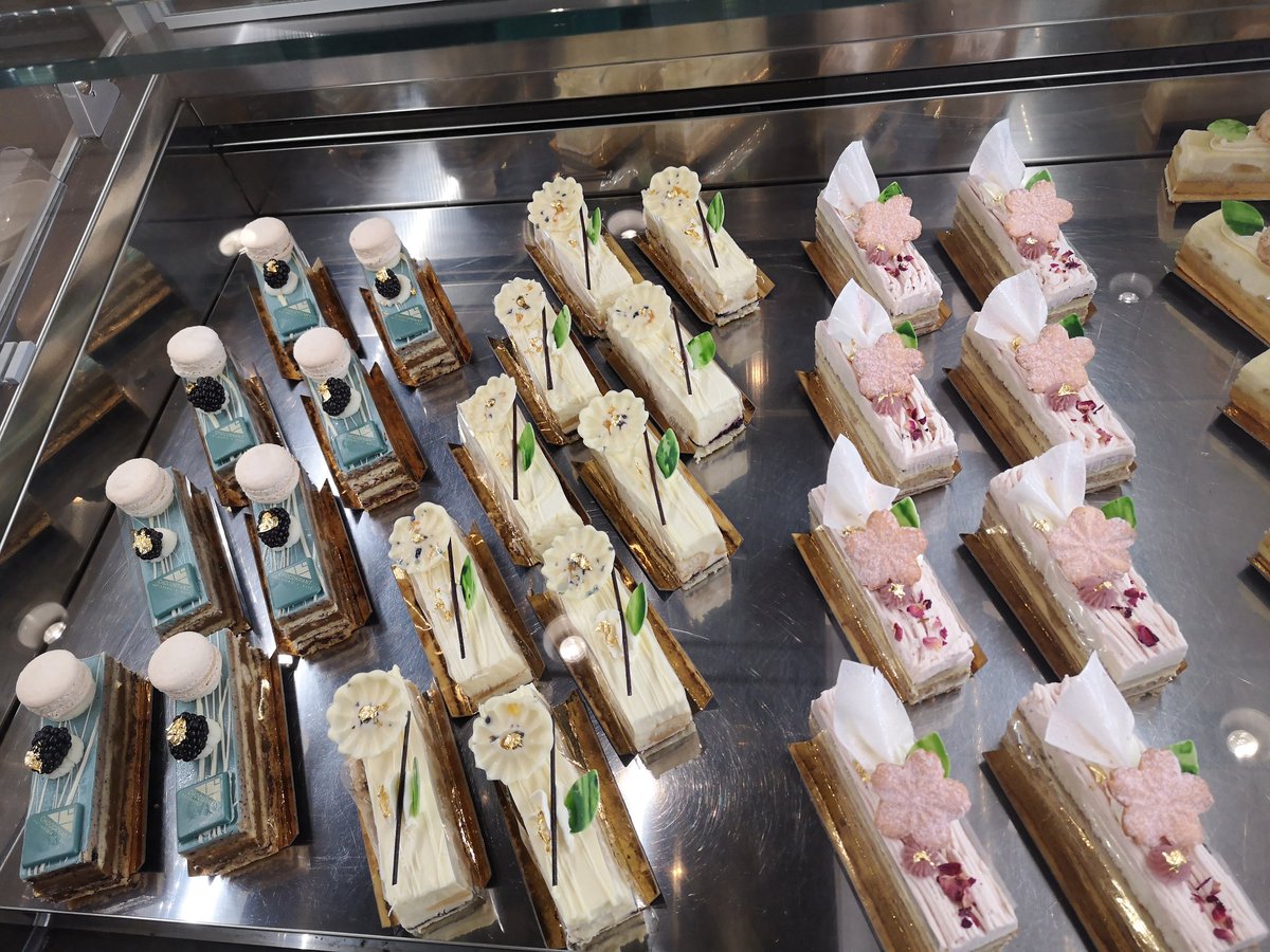 ECryptyd's tweet photo. Name those bakeries π
#124st https://t.co/wxREjvAkoh