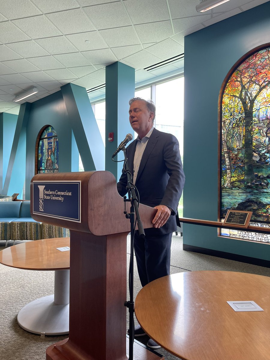 Thank you <a href="/GovNedLamont/">Governor Ned Lamont</a> and Commissioner Russell-Tucker for being <a href="/scsu/">Southern Connecticut State University 🦉</a> today and releasing the great news of investing $2m into our education students across #CT to offset financial burdens for those entering into the great field of teaching