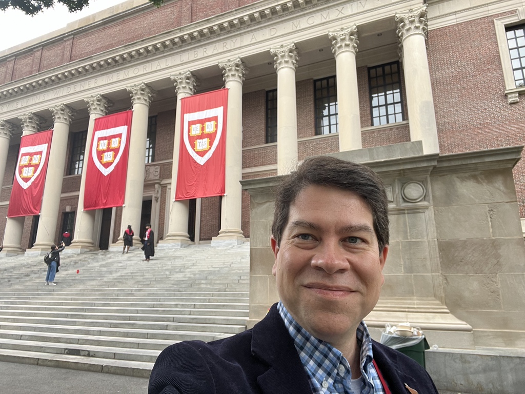 CharlieReece's tweet photo. 30th college reunion.
Welp.
#hr92 https://t.co/QZOlgkEUqa