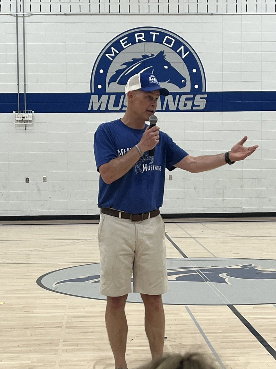 Becky Frei tweet media